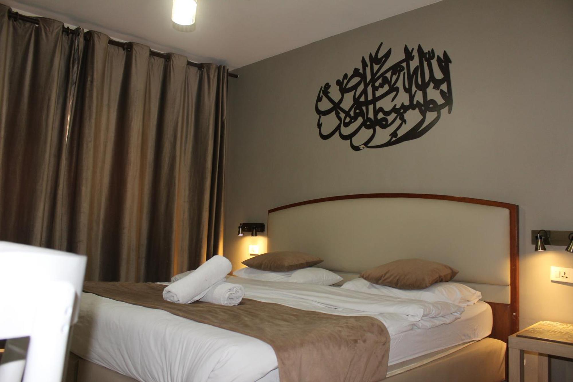 Layaali Amman Hostel Buitenkant foto